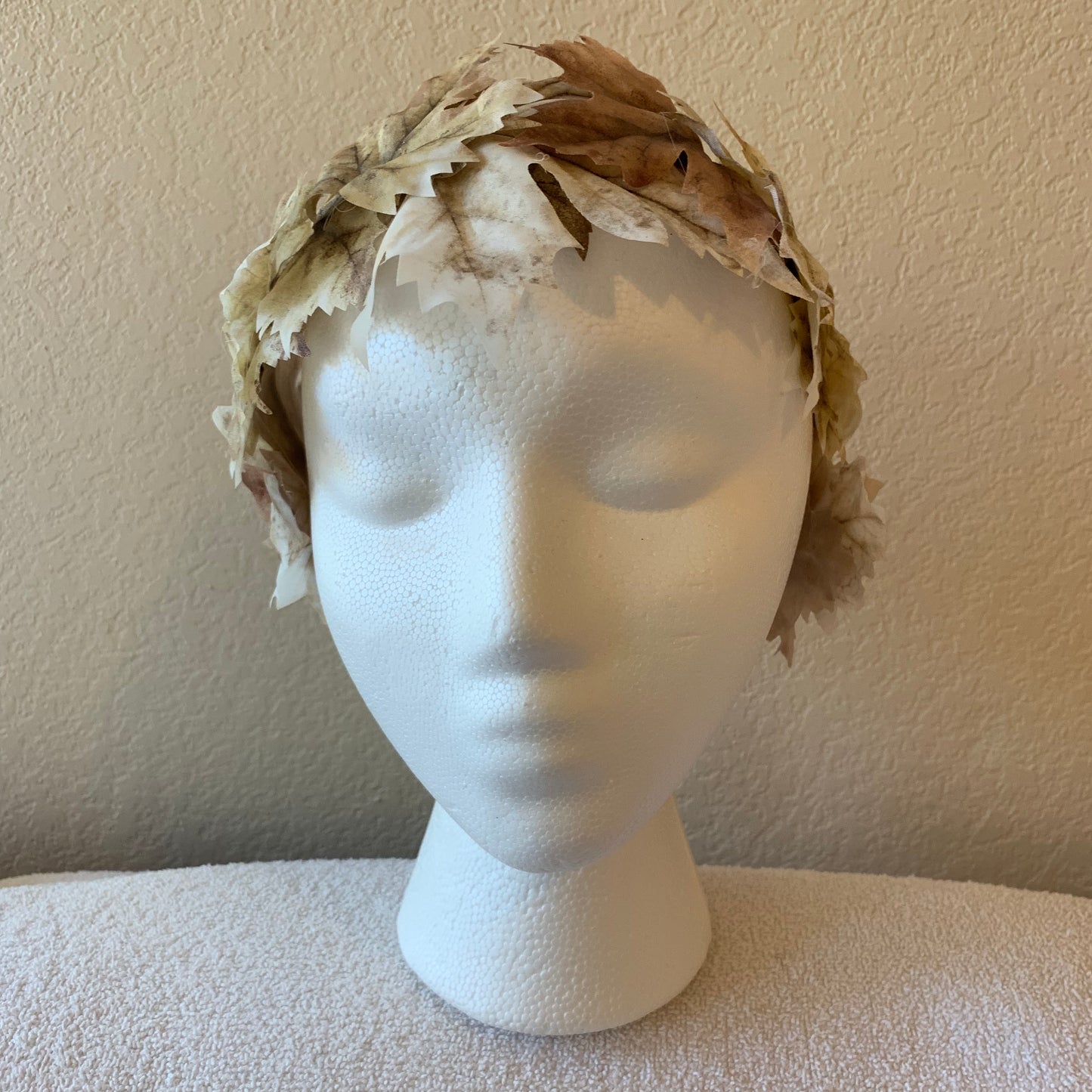 All-Leaf Wreath -All smoky leaves