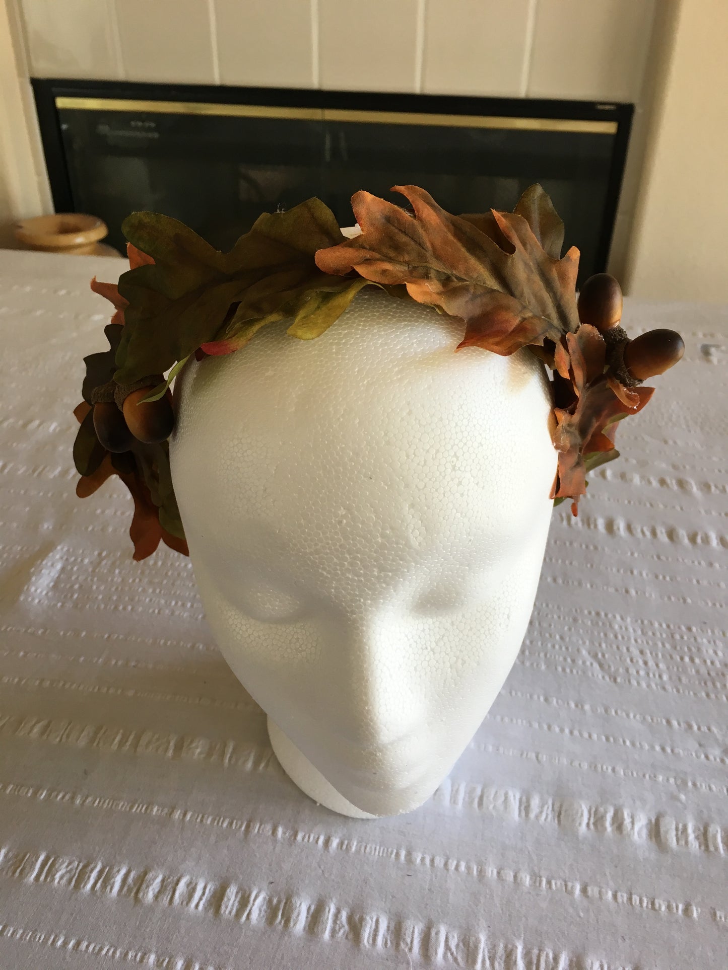 All-Leaf Wreath - Leaf w/ acorns, brown to green
