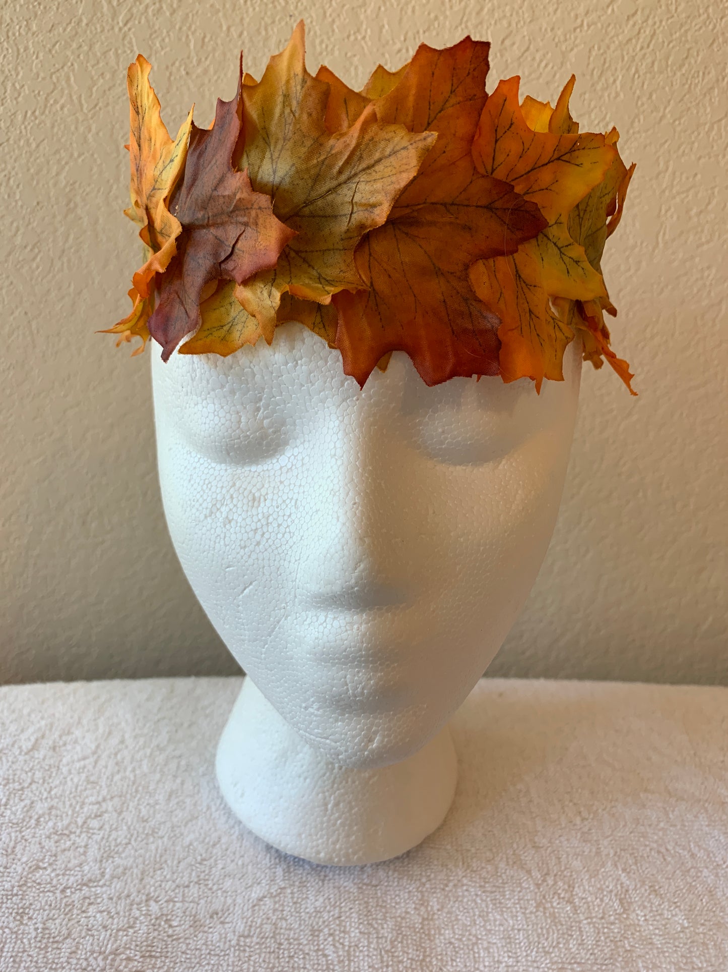 All-Leaf Wreath - Dark Maple Leaves
