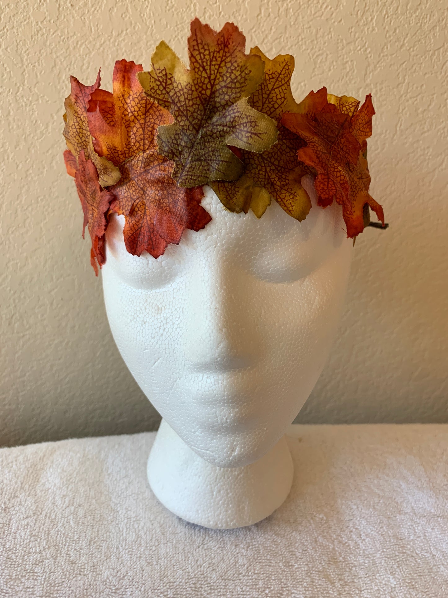 All-Leaf Wreath - Oak Leaves