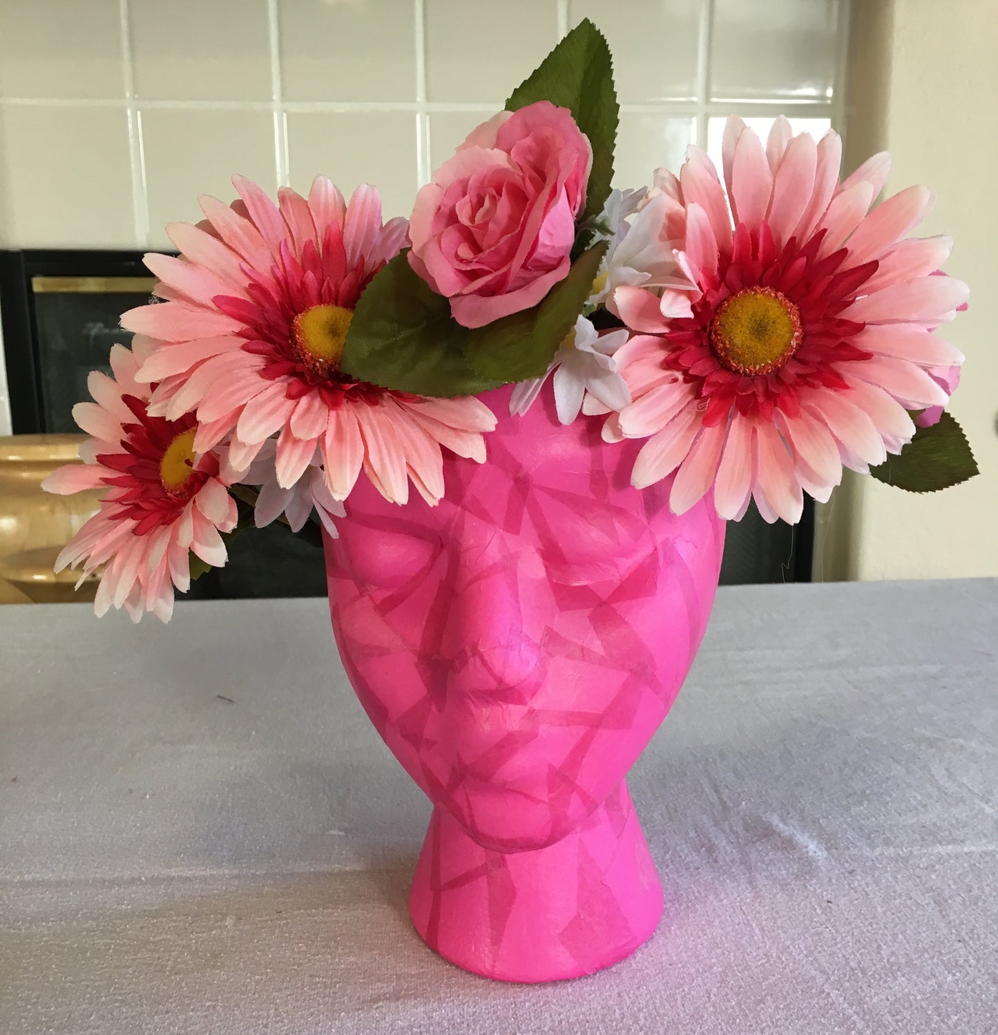 Large Wreath - Red & pink daisies