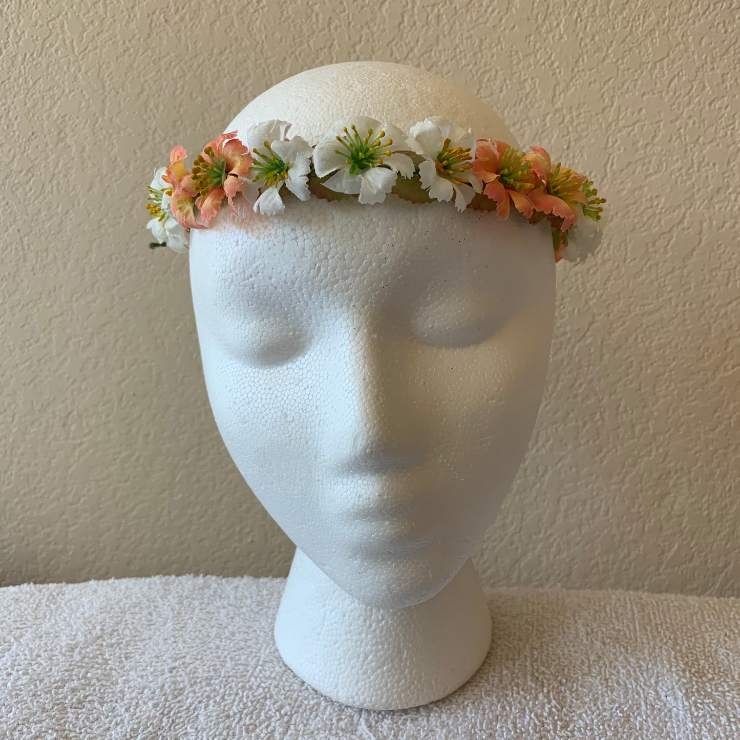 Extra Small Wreath -Sunset & white round leaves +