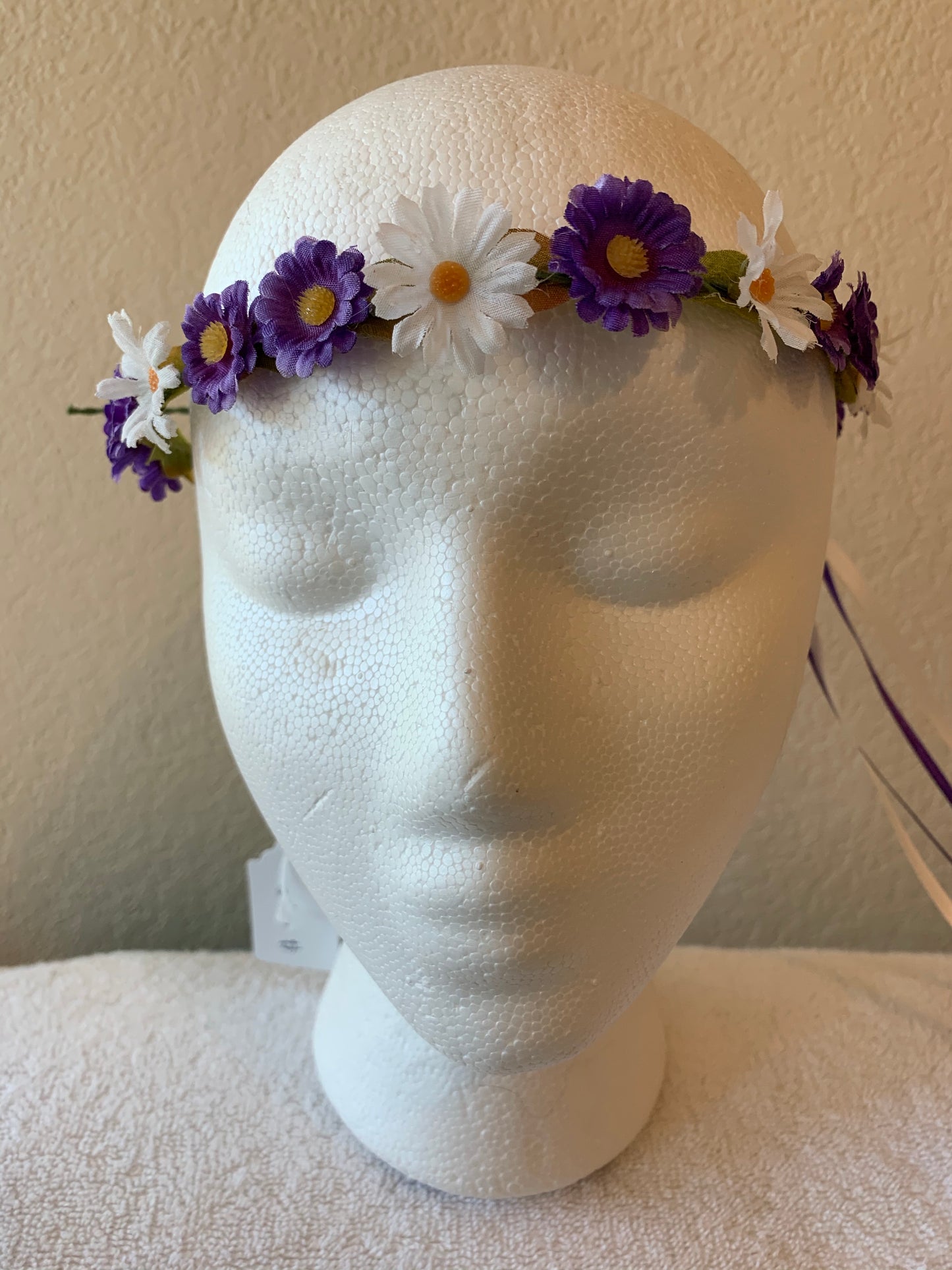 Extra Small Wreath - Purple and White Daisies