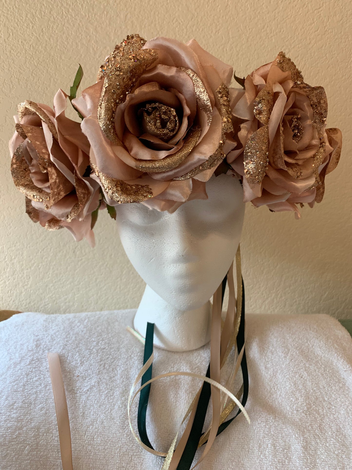 Extra Large Fantasy Wreath - Dusty Pink Roses with Golden Sparkles