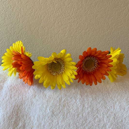 Large Wreath Lighted - Yellow and Orange Daisies