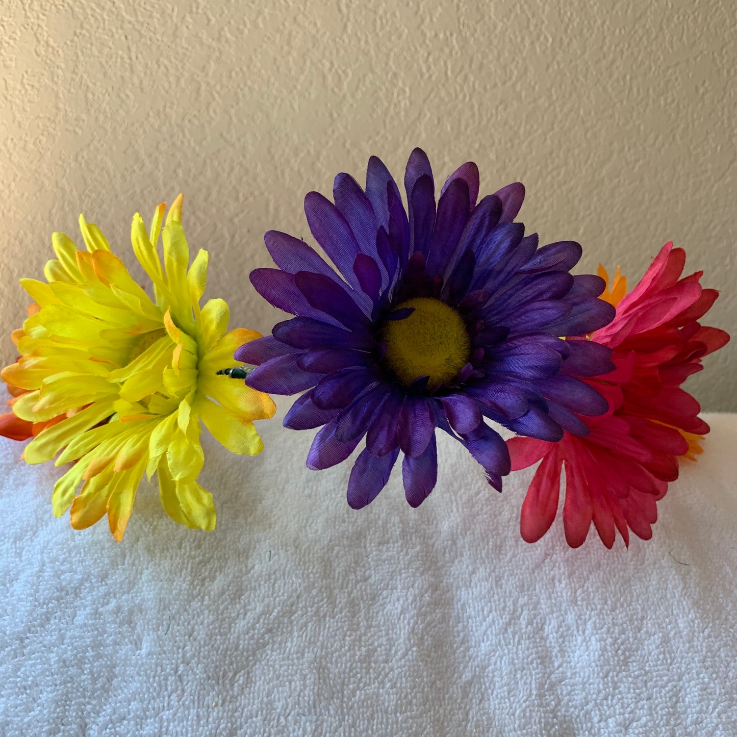 Large Wreath Lighted - Purple, Pink, Yellow, and Orange Daisies