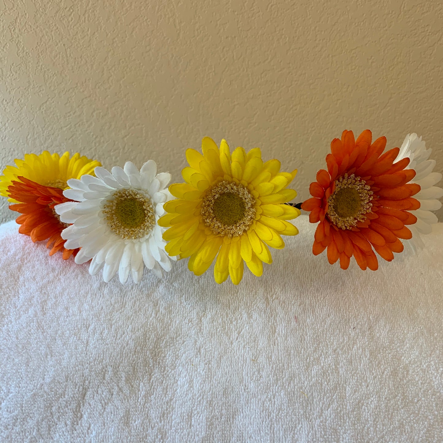 Large Wreath Lighted - Yellow, White, and Orange Daisies