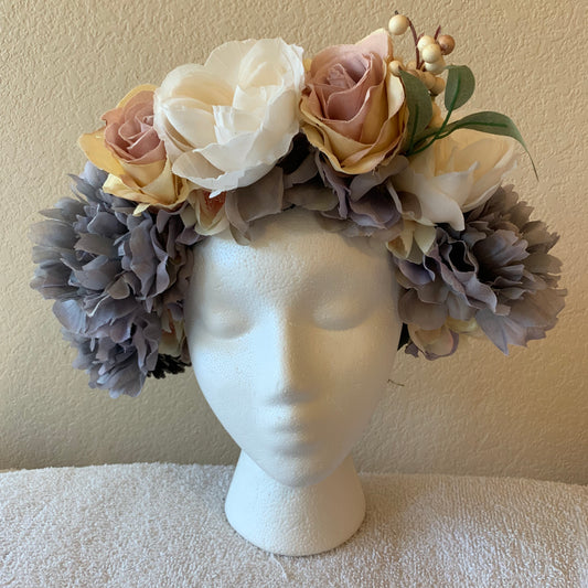 Large Wreath -Grey & peach flowers