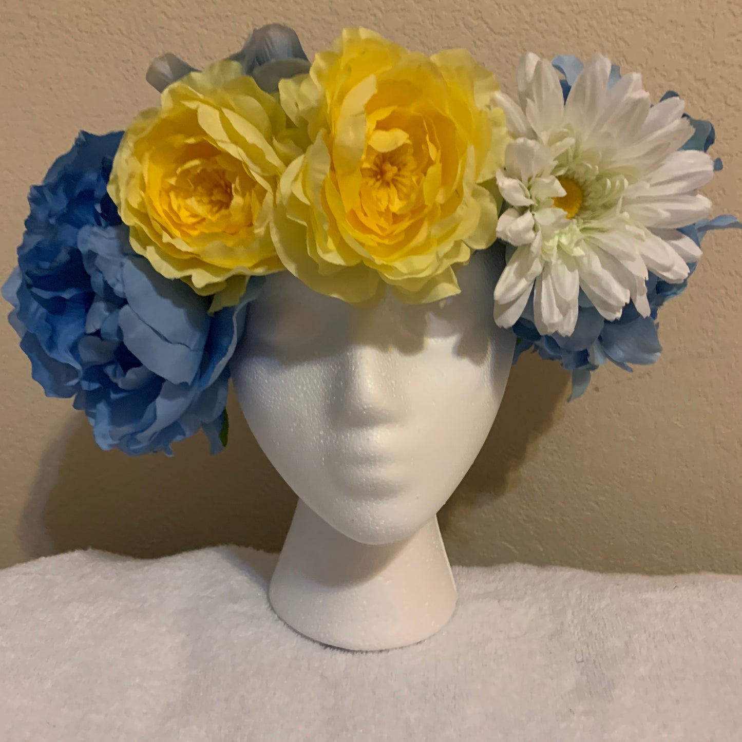 Large Wreath - Blue, Yellow, and White Flowers