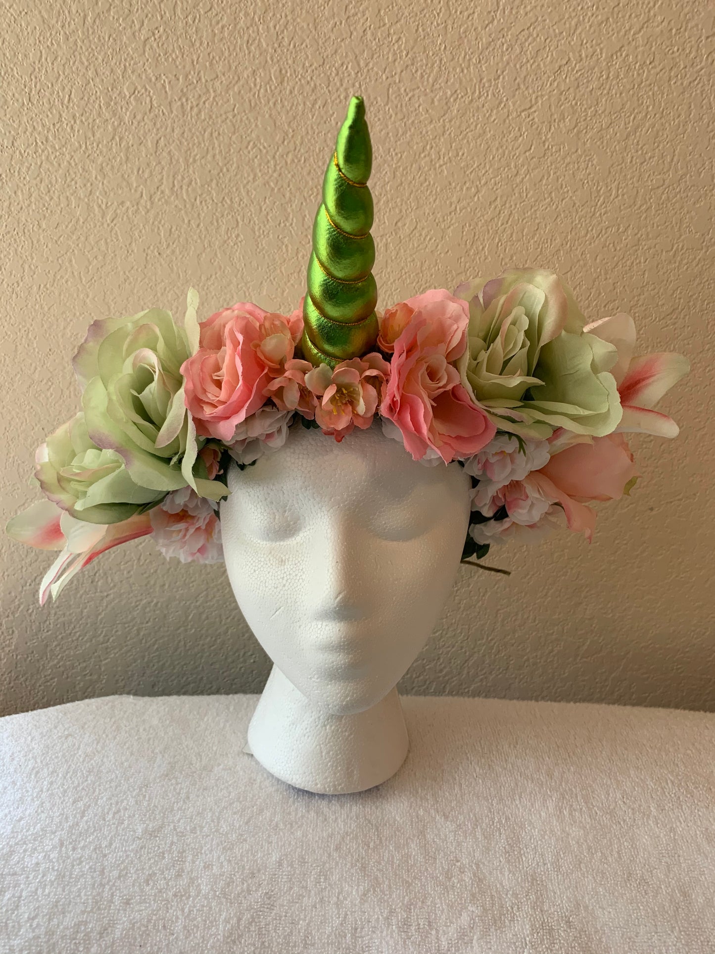 Large Wreath - Pink and Green Unicorn