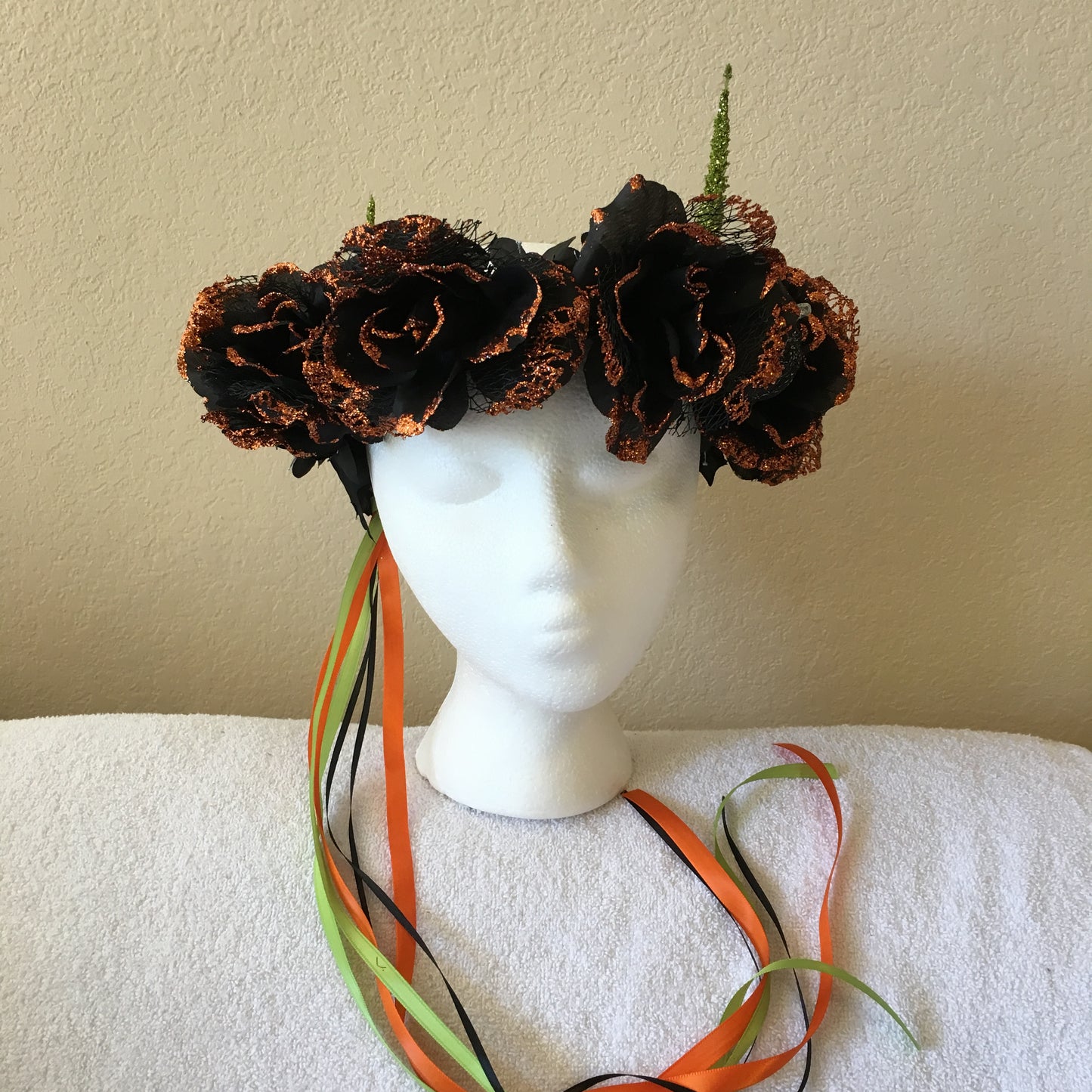 Large Wreath - Sparkly orange roses w/ green spike accents
