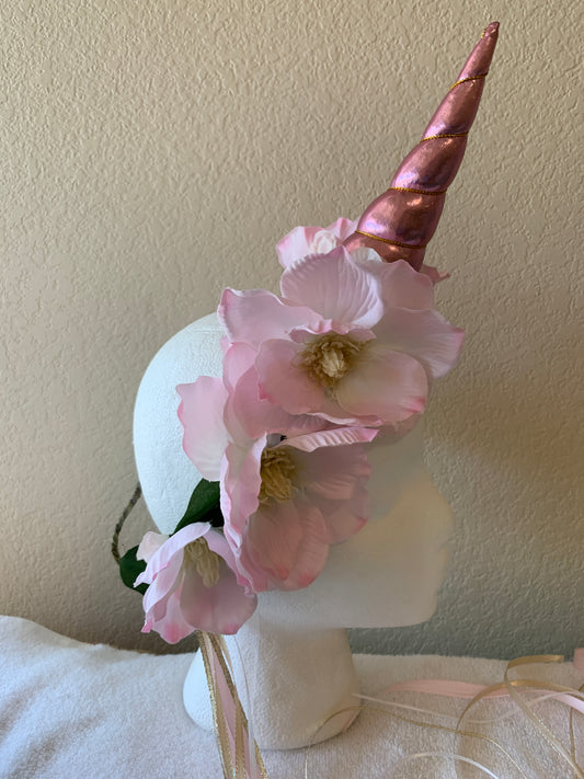 Large Wreath - Pale Pink Unicorn with Light Pink Horn