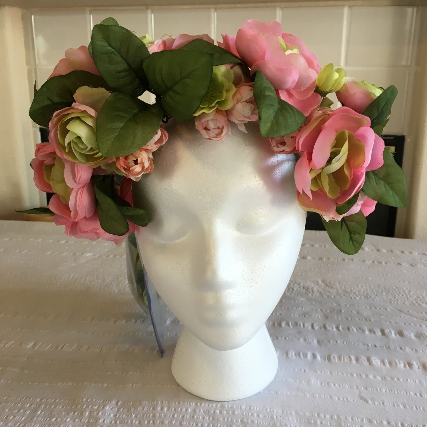 Large Wreath - Pink, light green roses