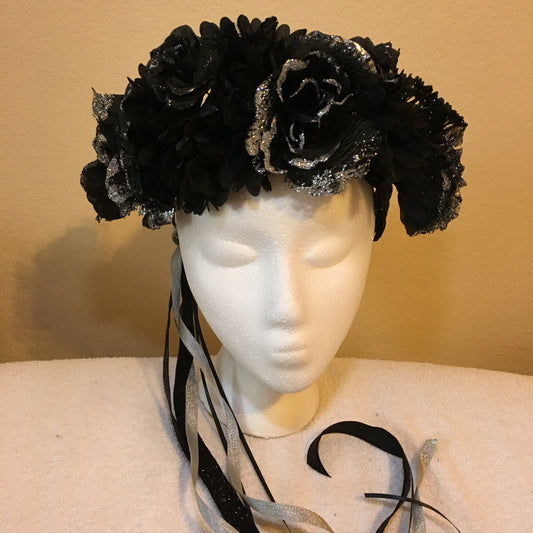 Large Wreath - Black roses w/ silver sparkle