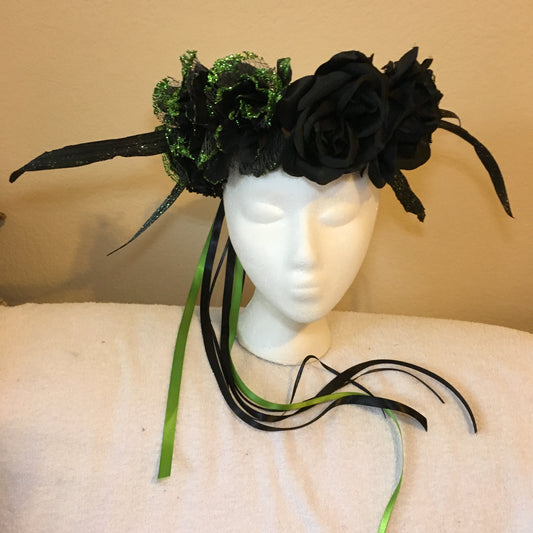 Large Wreath - Black & green roses w/ green & black spikes