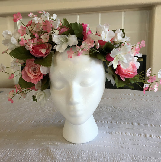 Large Wreath - Pink roses & buds w/ white flower accents