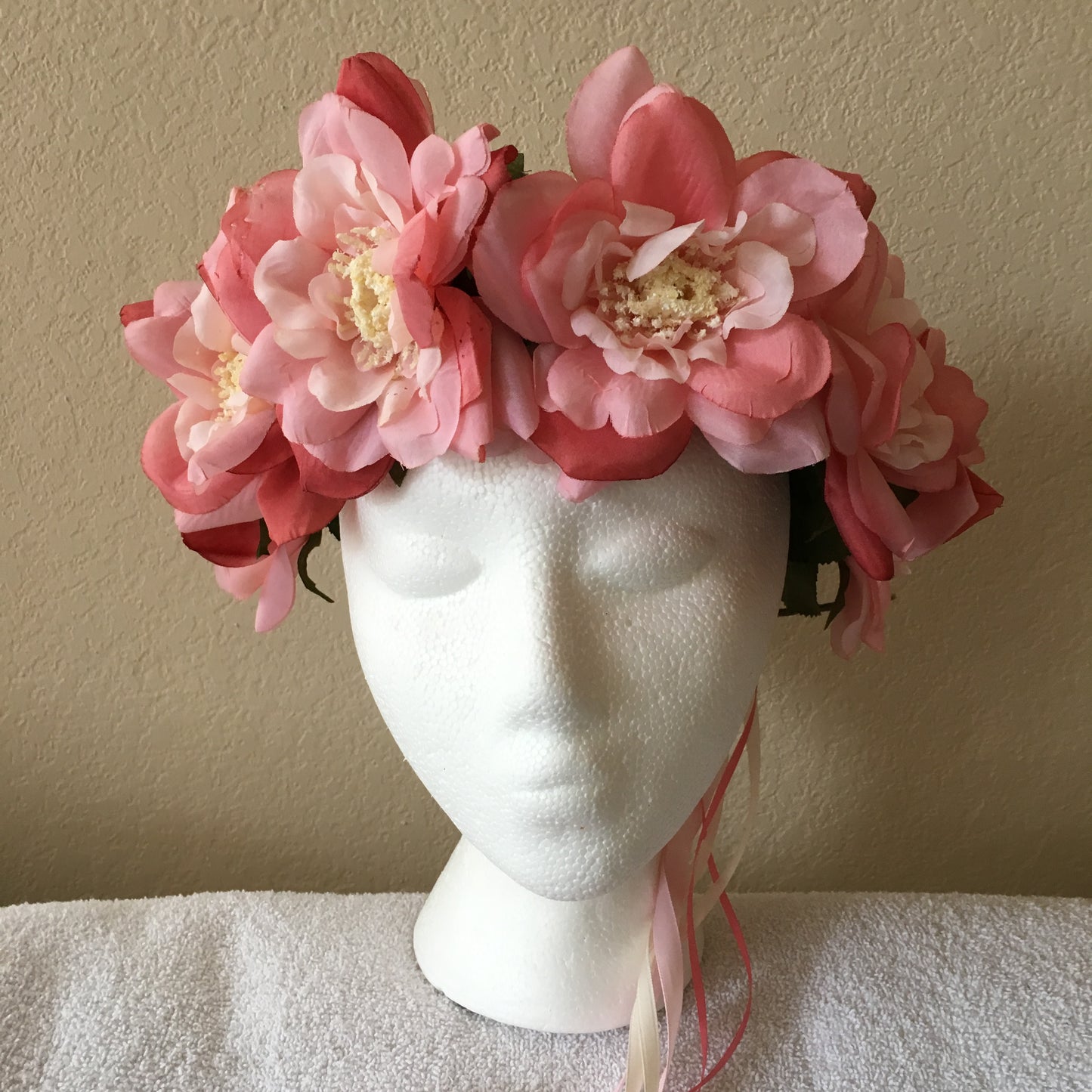 Large Wreath - Shades of pink flowers