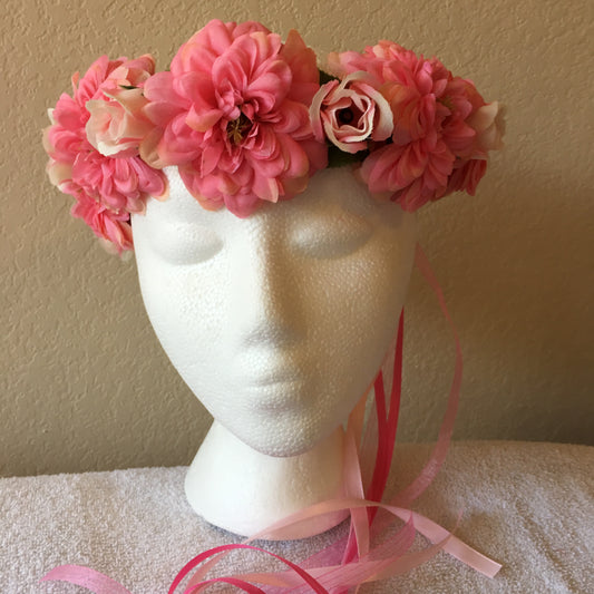 Medium Wreath - Medium pink flowers w/ pink & white roses