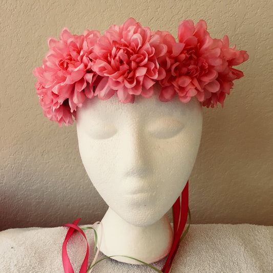 Medium Wreath - Pink fluffies