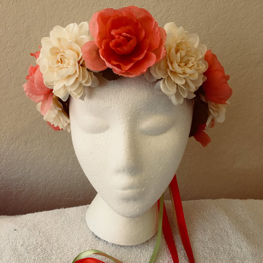 Medium Wreath - Salmon & beige flowers