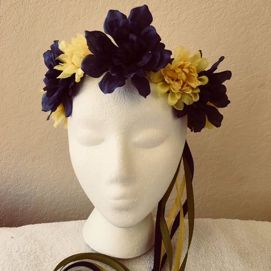 Medium Wreath - Royal blue w/ yellow fluffies