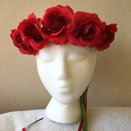 Medium Wreath - Red roses