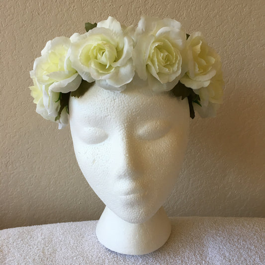 Medium Wreath - All white roses