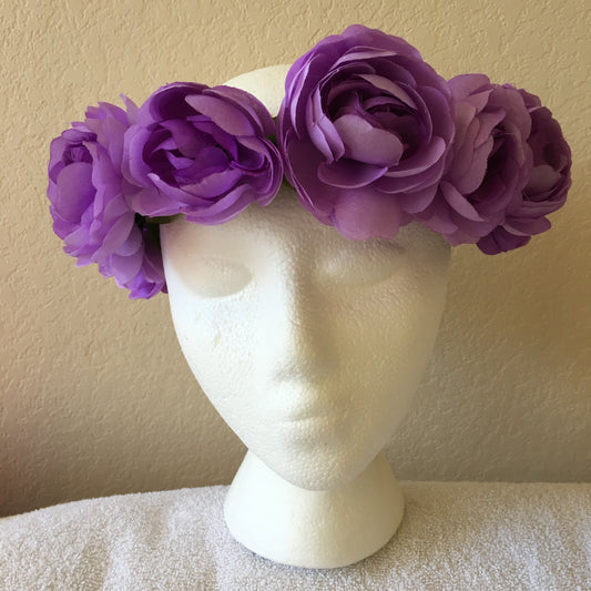 Medium Wreath - Lavender round roses