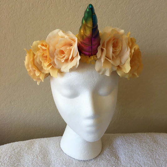 Medium Wreath – Yellow rainbow unicorn