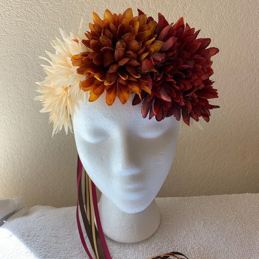 Medium Wreath -Beige spikes w/ brown moms