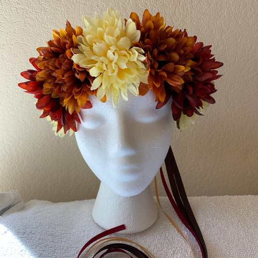 Medium Wreath -Beige, burgundy & brown mums