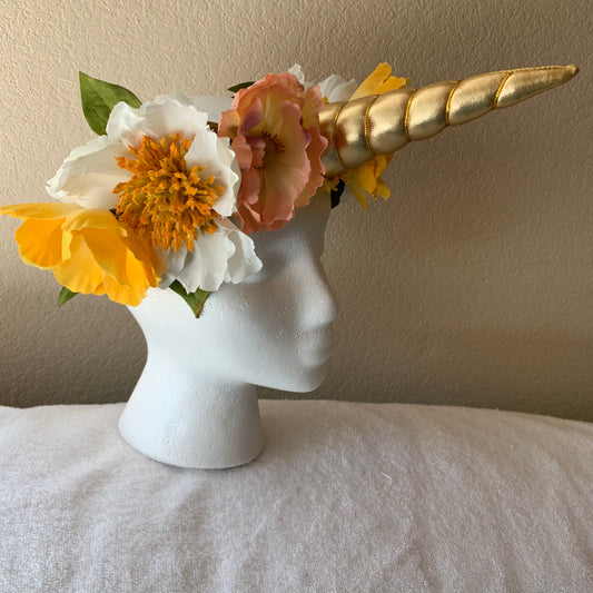 Medium Wreath - Poppy Unicorn