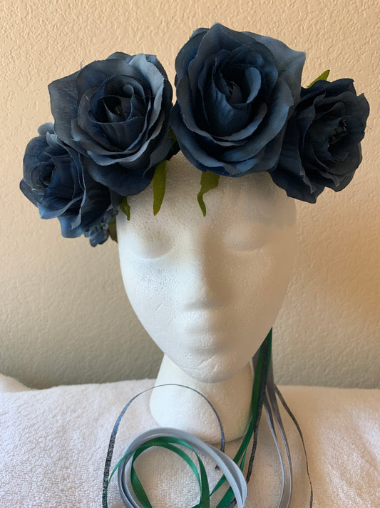 Medium Wreath - Dusty Blue Roses