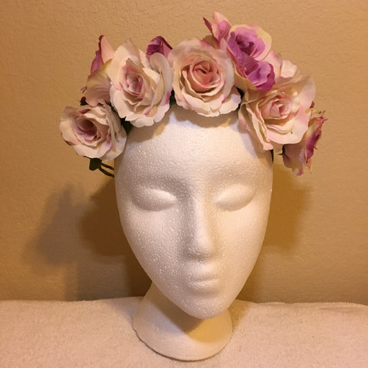 Medium Wreath - White pink & purple roses