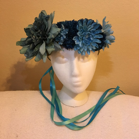 Medium Wreath - Shades of teal