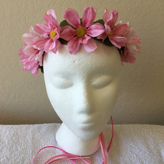 Small Wreath - Light & dark pink daisies