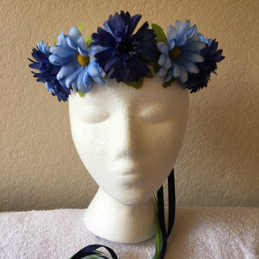 Small Wreath - Blue flowers & blue daisies