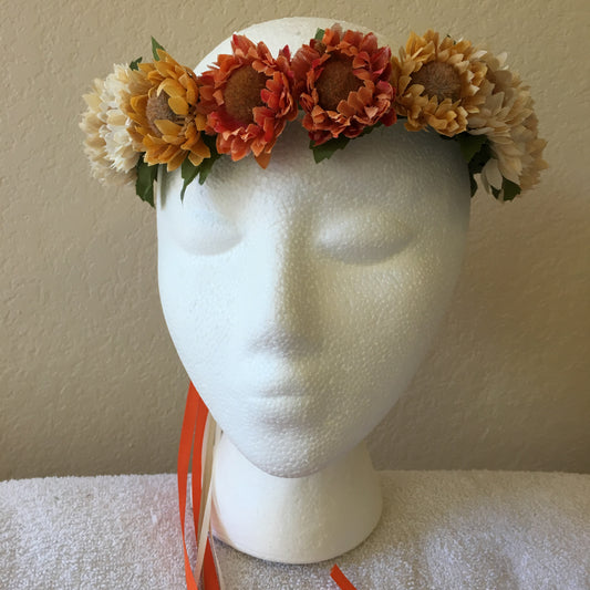 Small Wreath - Beige w/ 2 orange & 2 yellow straw flowers