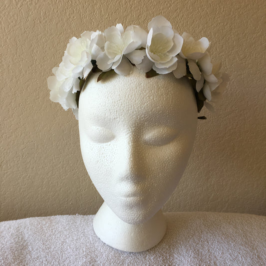 Small Wreath - White cherry blossoms