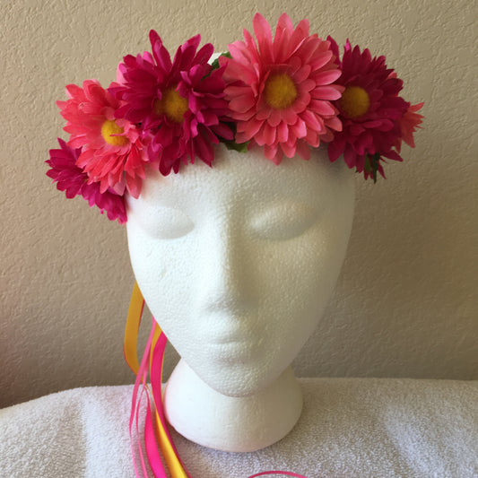 Small Wreath - Light & dark pink daisies