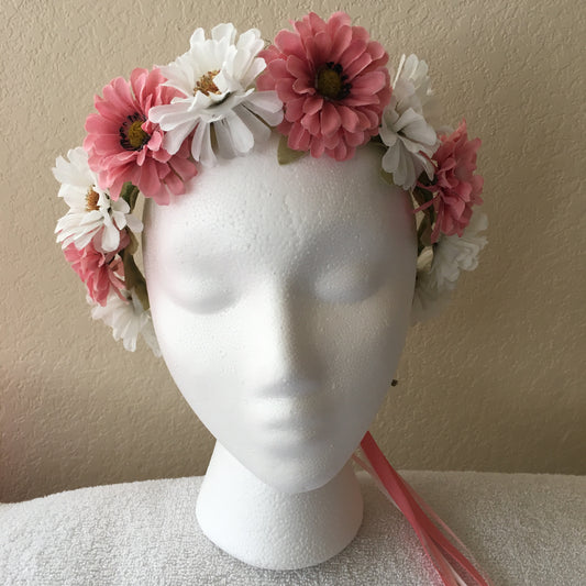 Small Wreath - Pink & white daisies