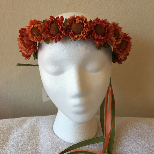 Small Wreath - Light & dark orange straw flowers