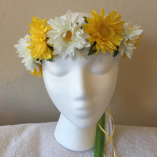 Small Wreath - Yellow & white daisies