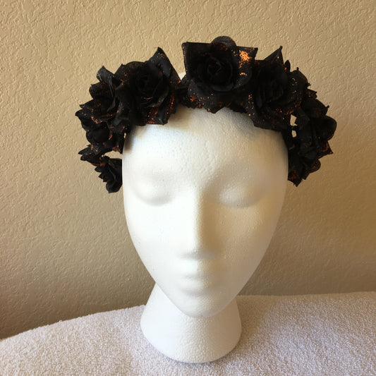 Small Wreath - Black roses w/ orange sparkles