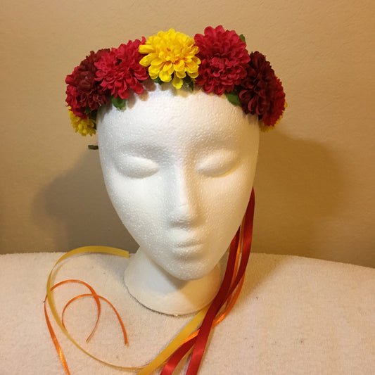 Small Wreath - Red, brown & yellow carnations