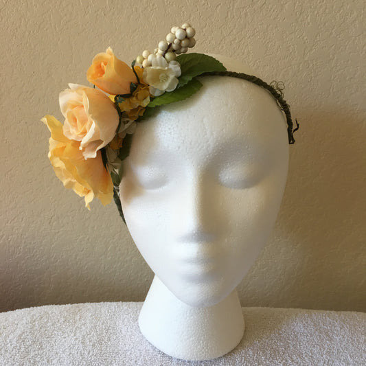 Side Wreath - Yellow Roses