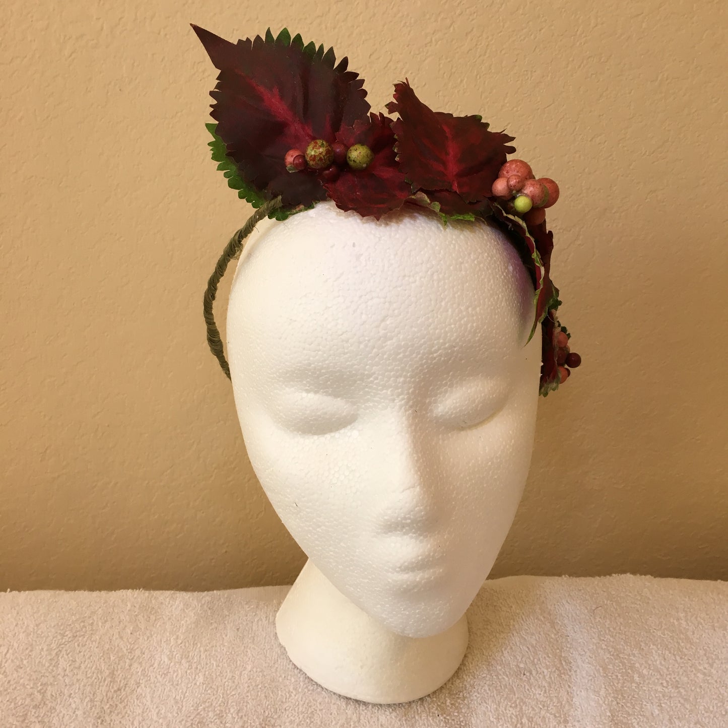 Side Wreath - Green & burgundy pointy leaves w/ pink a&green ball accents