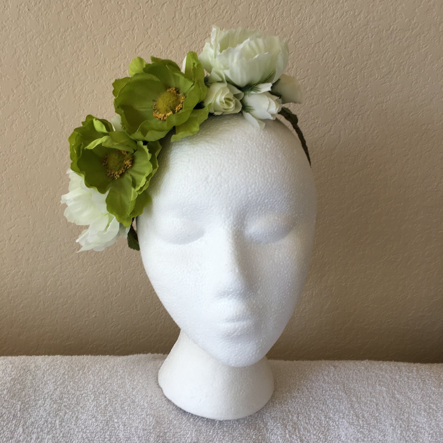 Side Wreath - Light green & pale green w/ white roses accents