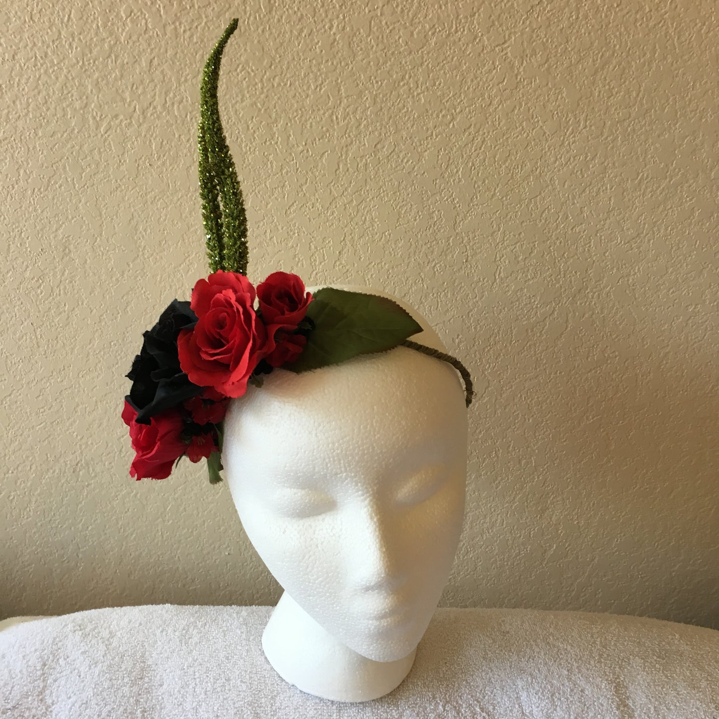 Side Wreath - Red & black roses w/ green accents