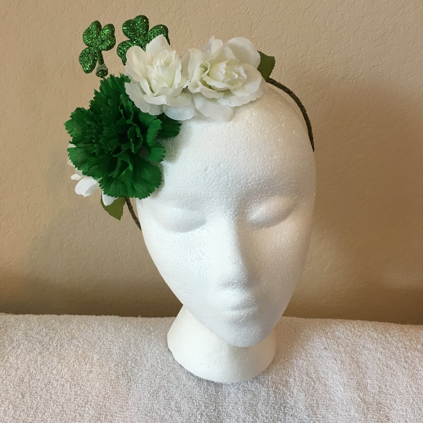 Show Special Side Wreath - One green carnations w/ three roses two shamrock accents